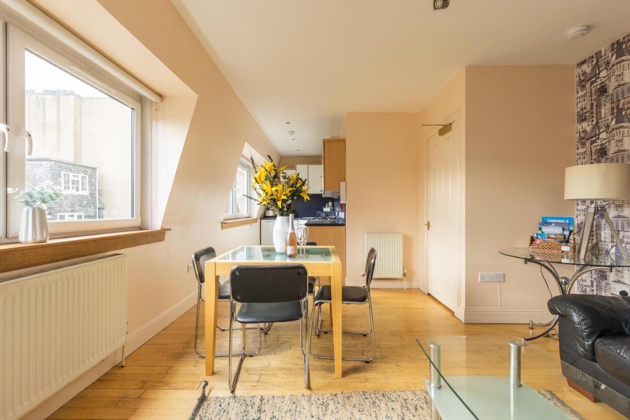 Amazing Castle View Apartment Edinburgh Ngoại thất bức ảnh
